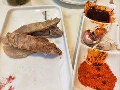 -三江源美食城