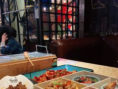 -喝丢一只鞋辣炒海鲜小烧烤(三八广场店)