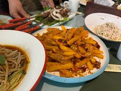 -丝路天山酒店(国际大巴扎店)