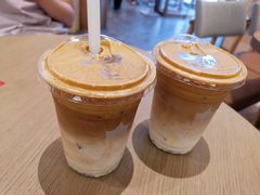 四百次浮云拿铁-Tims天好咖啡·贝果(雁展路万象天地店)