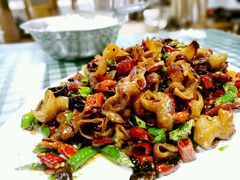 -易老九江湖菜(北滨一路店)