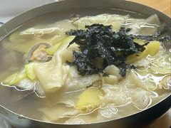 -亲昵春川鸡排(韩国美食街店)