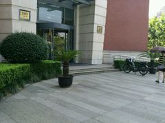 -新金桥广场