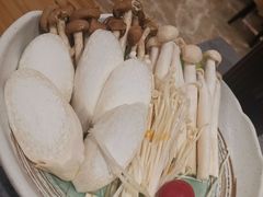-彩虹坊火锅(宁穿路店)