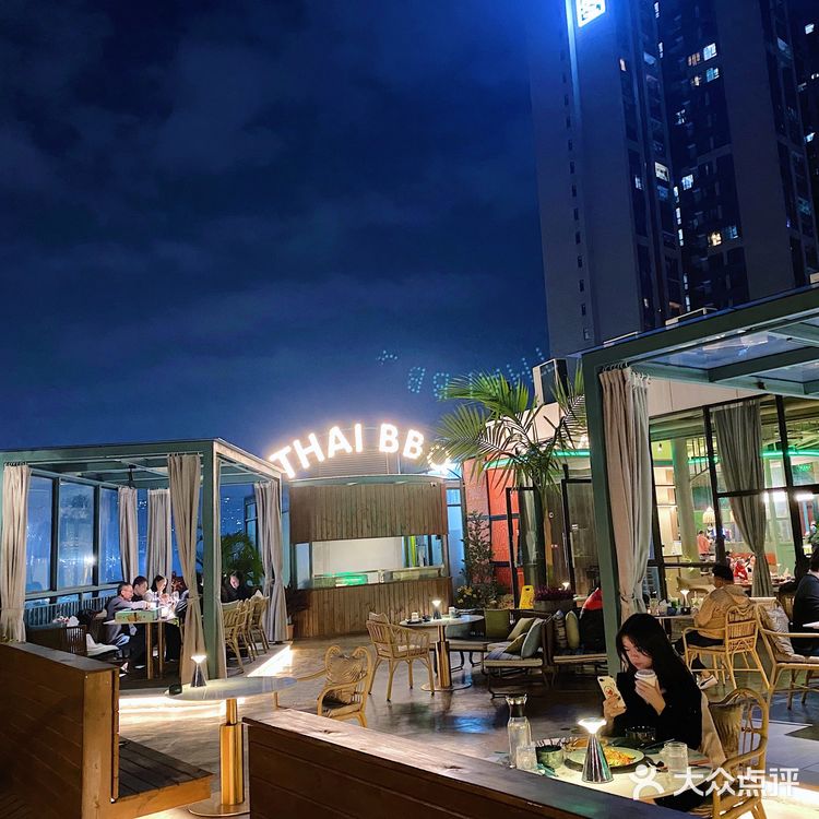 佛山探店｜泰国风情浓郁天台餐厅