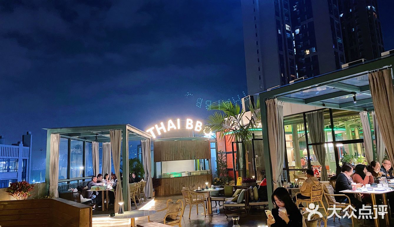 佛山探店｜泰国风情浓郁天台餐厅
