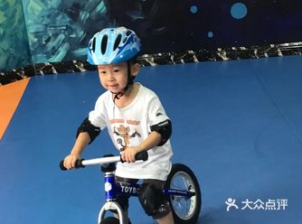 参与美好的平衡车时光，带给宝宝童年回忆