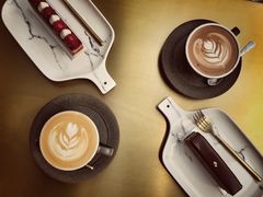 -UNI UNI(环亚凯瑟琳店)