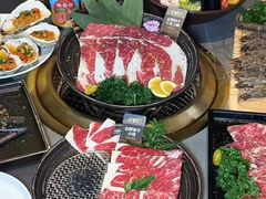 -牛YO寿喜烧·铁板烧和牛火锅自助(市府恒隆店)