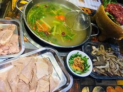 -刘少华贵州小黄牛·鲜牛肉火锅(总店)