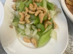 -汗腾格里·风味餐厅(新疆驻京办店)