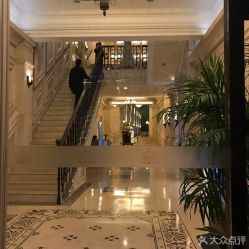 -孔雀手美甲美睫护理