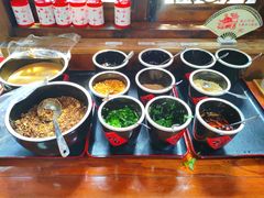-丽江庭院·云南野生菌·海鲜火锅(鼓楼四合院店)