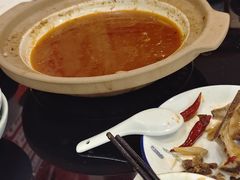 -鲁小三·大骨自助(金山总店)