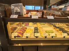 -奈雪的茶(亨特国际广场店)