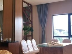 -辣螃铠盆盆蟹大排档(海昌店)