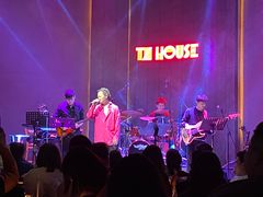 -TZ House音乐现场(来福士中心店)