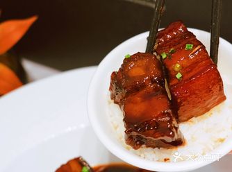 听说这家御延公馆蛮正宗的、价格也不贵