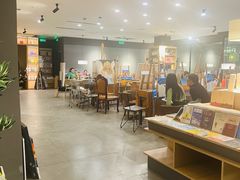 -魔方城市书房(中街益田店)
