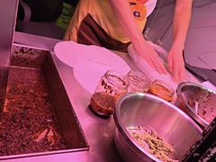 -老王芙蓉蛋卷饼(万达店)