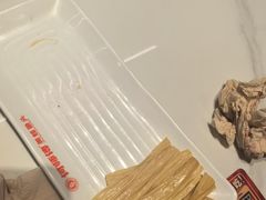 -何师傅美蛙鱼头(汉街店)
