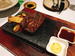 -Erman岩烧牛排(虹桥南丰城店)