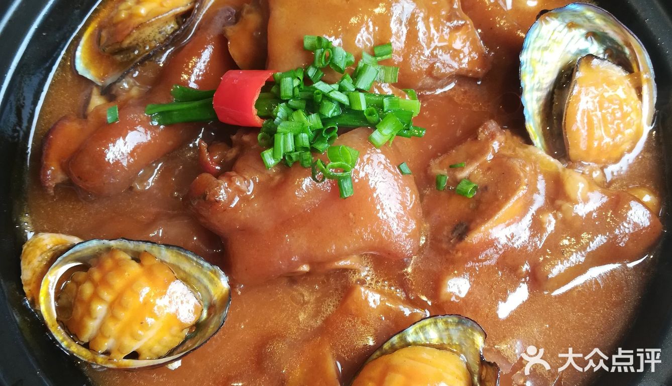 周末自驾到西湖,中午从点评上搜到这家店,评分蛮高