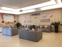 -莉泽月子中心(凯旋江景店)