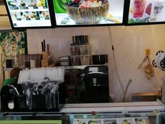 -津椰本·海南正宗椰奶清补凉(店一店)