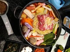 -烤路里·韩国品质自助烤肉(石路天虹4号店)