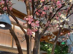 -蜜桃餐厅·伴山(湖滨商业街店)