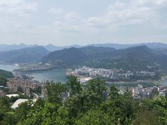-三峡梯城