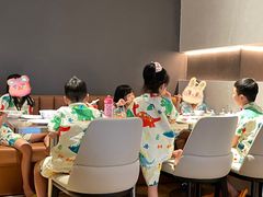 -涨巢·潮玩水疗局