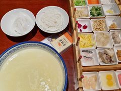 -香麒园·过桥米线·南湖雅宴