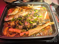 -鱼鼎香烤鱼火锅(华发商都店)