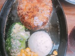 铃木肉饼-铃木食堂(帽儿胡同店)