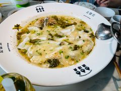 -渔语鱼酸菜鱼新川菜(来福士店)