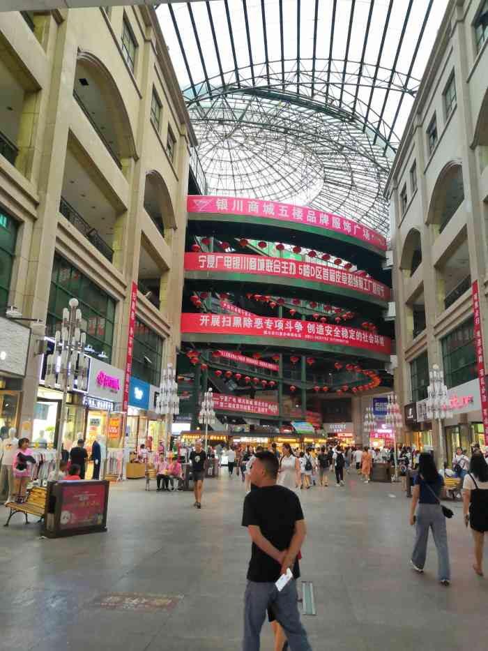 银川商城-"这边买衣服都是相当谨慎,我是知道了基本上.