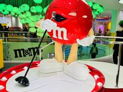 -m豆巧克力世界(上海世茂广场店)