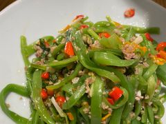 -聚鑫朋酸菜肥肠(文艺路口店)