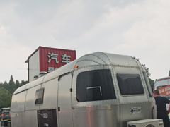 -上海汽车博览公园-北门停车场