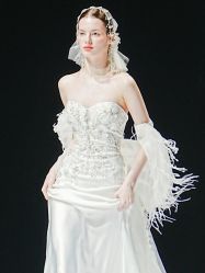-Renee芮亦婚纱(原丽莎)