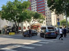 -峨嵋酒家总店(车公庄店)