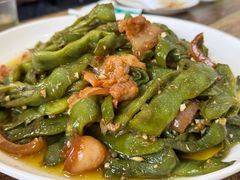 -红岩美食坊(伊春市伊春区)