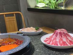 -杨肥肠火锅大排档(火车站花园店)