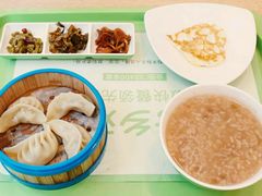 -老乡鸡(亳州路天庆大厦店)
