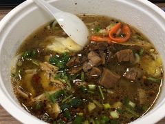 -鑫花溪牛肉米粉(文星广场店)