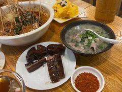 -嘉州叶婆婆钵钵鸡(建设路店)