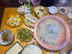 -民食香·腊排骨野生菌美食(木府店)