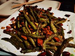 干煸豆角-小俩口烧烤东北菜(双井店)
